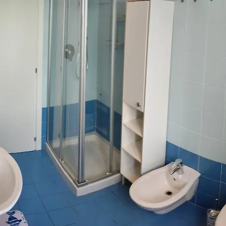 Casa Maria Teresa, Piscina E Campo Da Tennis 아파트 콜리코