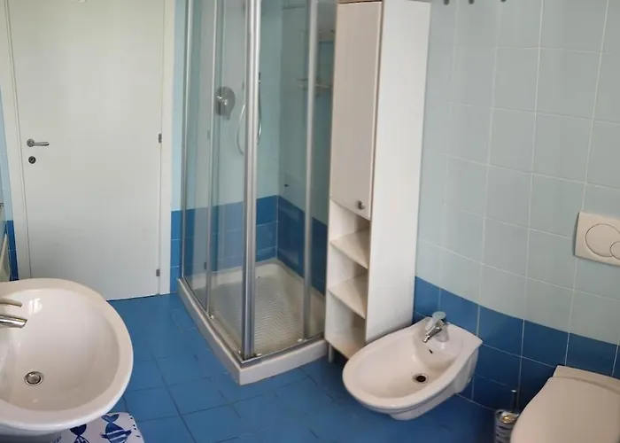 Casa Maria Teresa, Piscina E Campo Da Tennis 아파트 콜리코