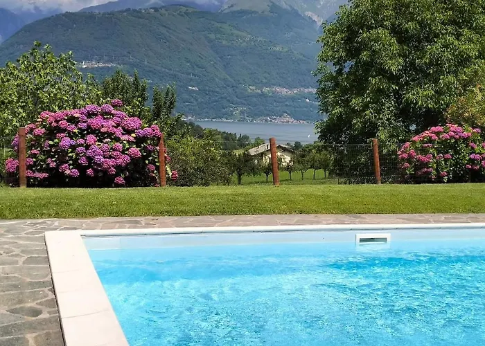 Appartement Casa Maria Teresa, Piscina E Campo Da Tennis Colico