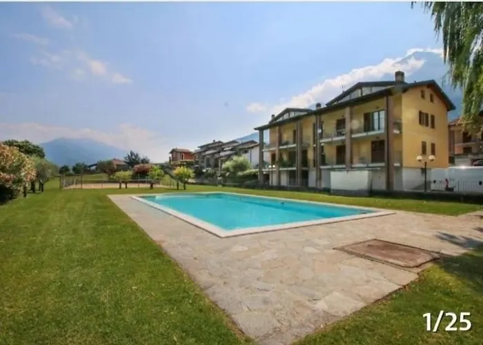 Casa Maria Teresa, Piscina E Campo Da Tennis Colico